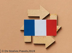 Guidare il futuro: sviluppo emotivo, orientamento, cittadinanza e IA nell’aula di francese [ID S.O.F.I.A.: 91690]